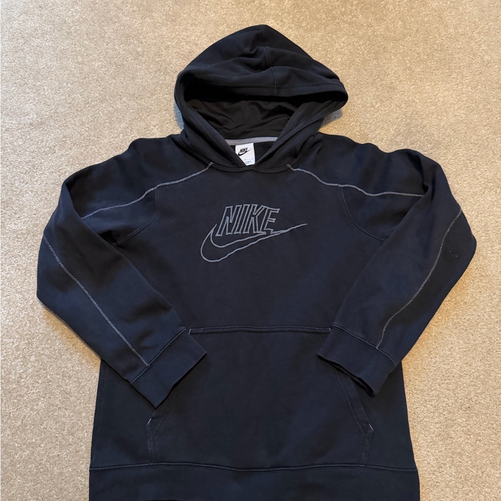 Nike youth large hoodie like new